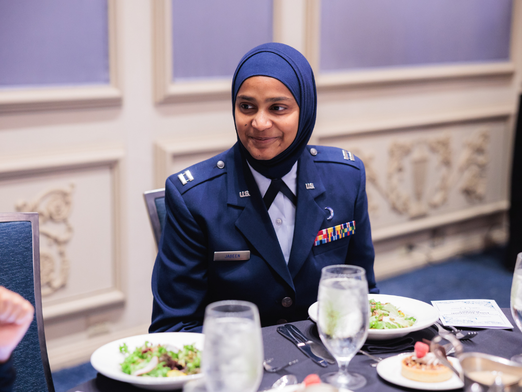 67253e31f7597ce312d959ef_ftusergal_