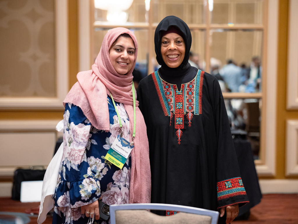 67253ff5f7597ce312d95a6a_ftusergal_