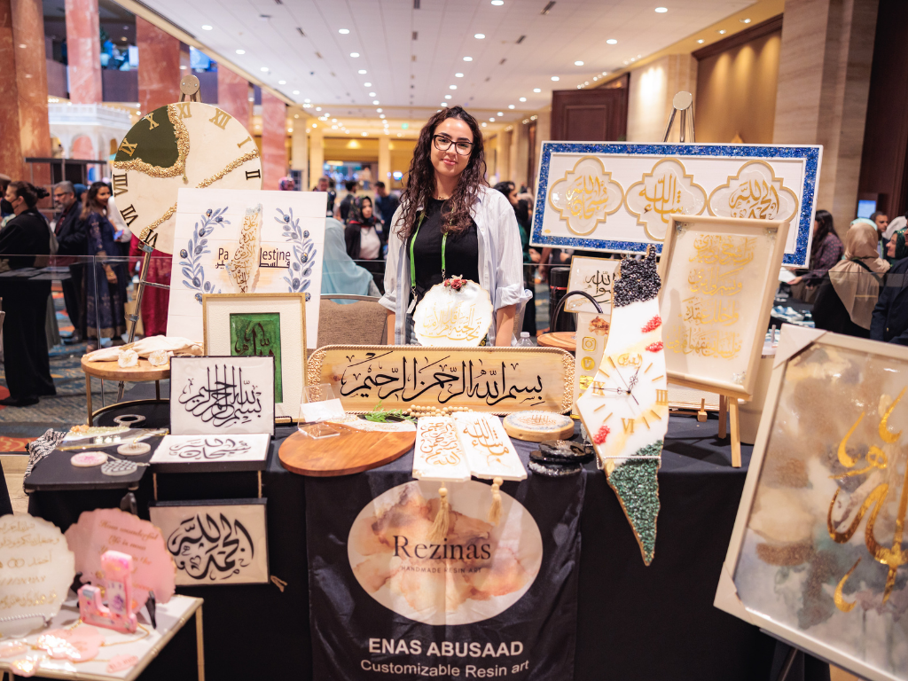 67254019f7597ce312d95a73_ftusergal_