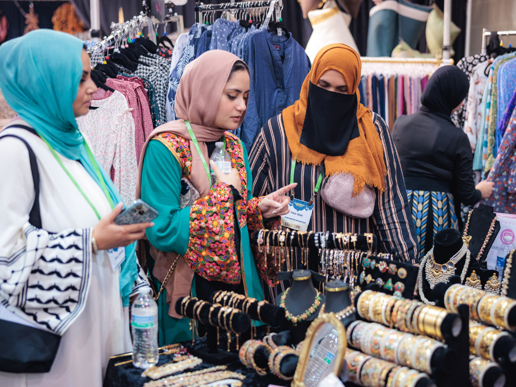 672540e0f7597ce312d95b21_ftusergal_