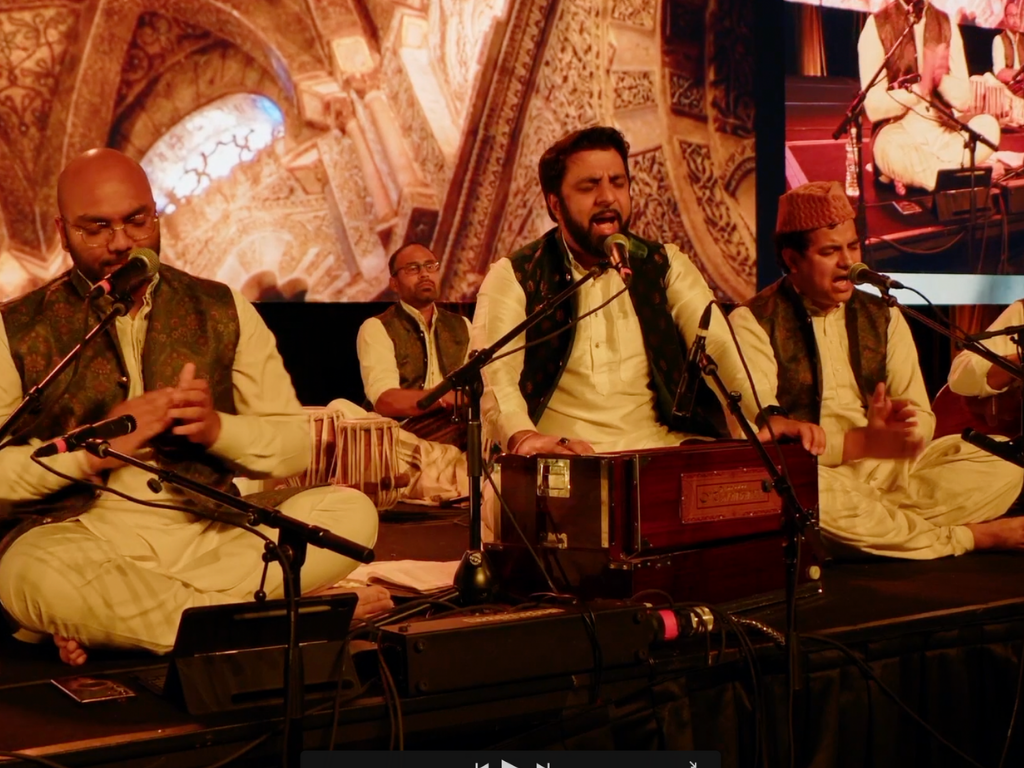 672548e3f7597ce312d960aa_ftusergal_