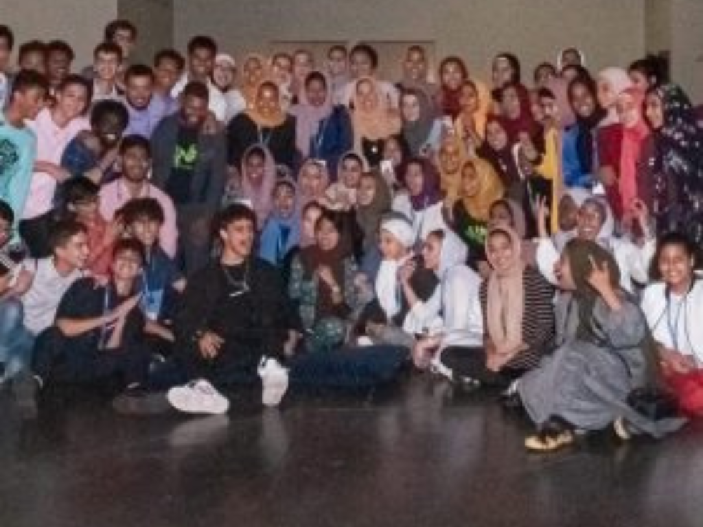 67254ad4f7597ce312d9627d_ftusergal_